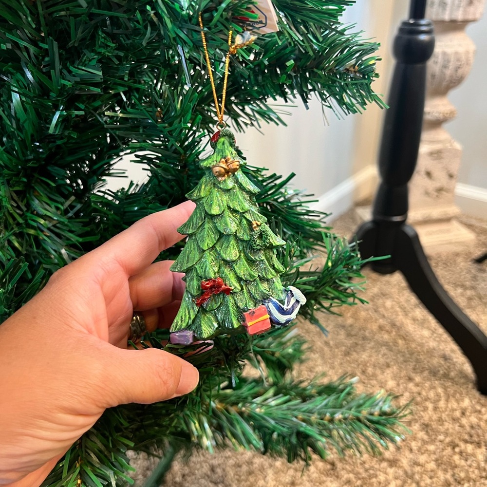 2001 Marathon Oil The Christmas Tree Ornament w/Tag